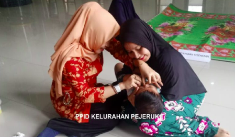 DWP Kecamatan  Ampenan  Kunjungi Posyandu Melati Lingkunga Pejeruk  Bangketn